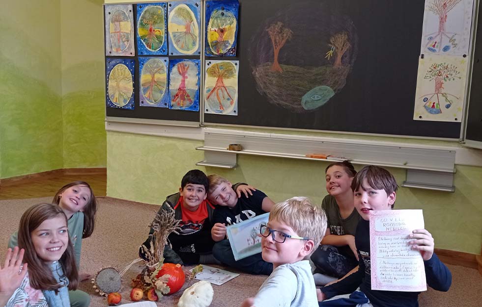 casopis-blog-foto1 děti vyrábějí časopis